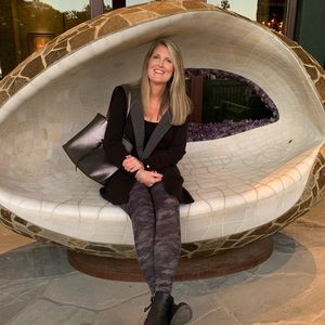 Meet your Posher, Gina